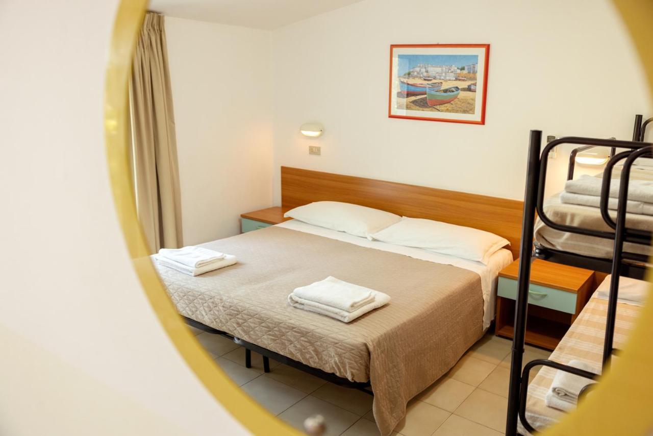 Hotel Giordo Rimini Exteriör bild